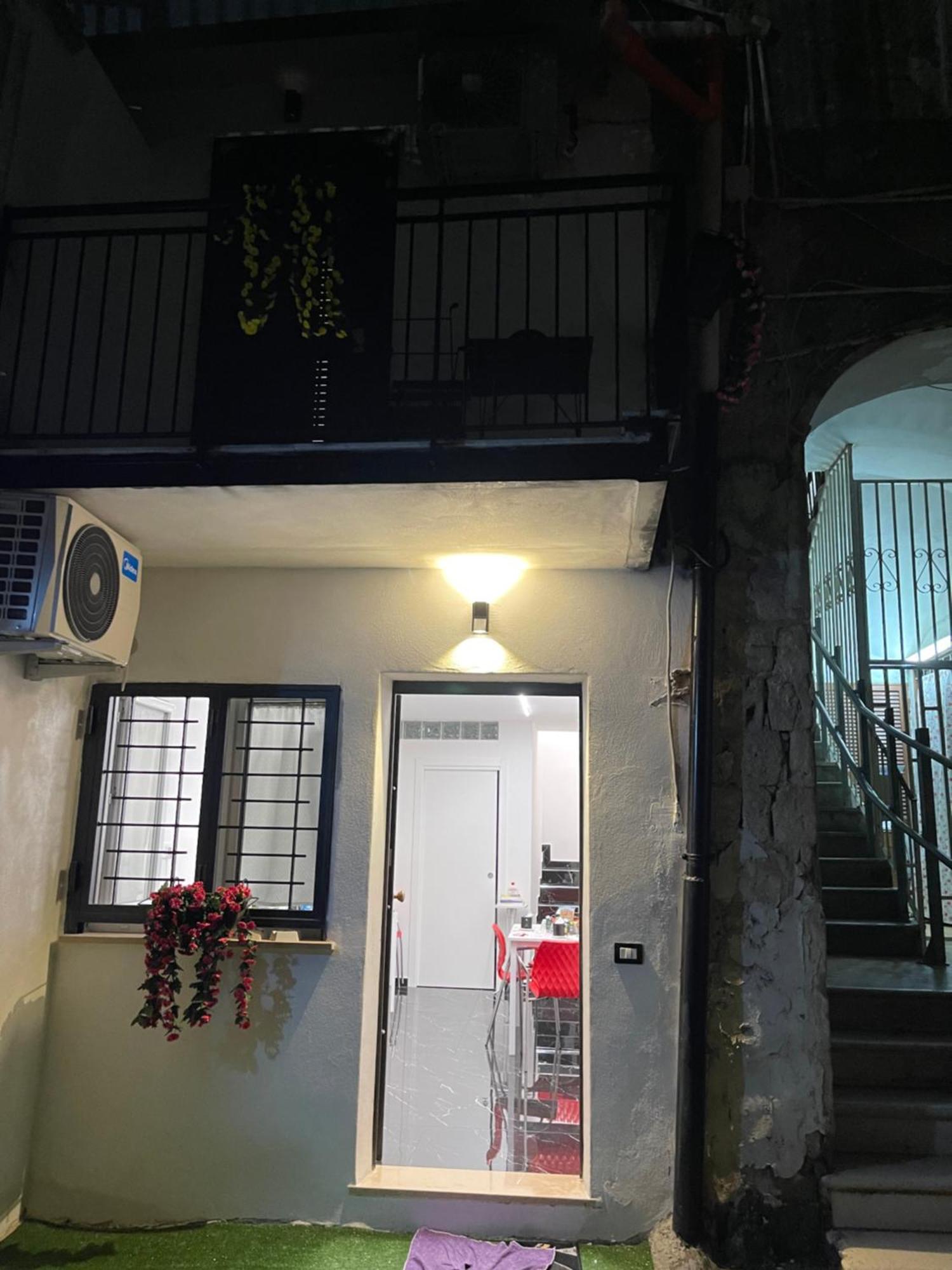 Hotel Lux House Naples Airport Exterior foto